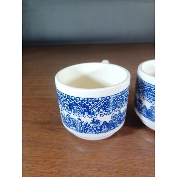2 Vintage Blue WILLOW WARE Pottery Coffee Cups - Stackable Mugs - Made In USA - Picture 3 of 10
